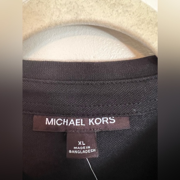 NEW WITH TAG | Men’s Michael Kors Black Polo - Size XL - Picture 5 of 6